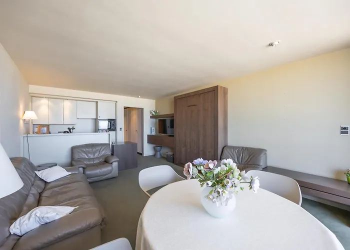 Lecomte - The Shoreline Pearl 186 奥斯滕德